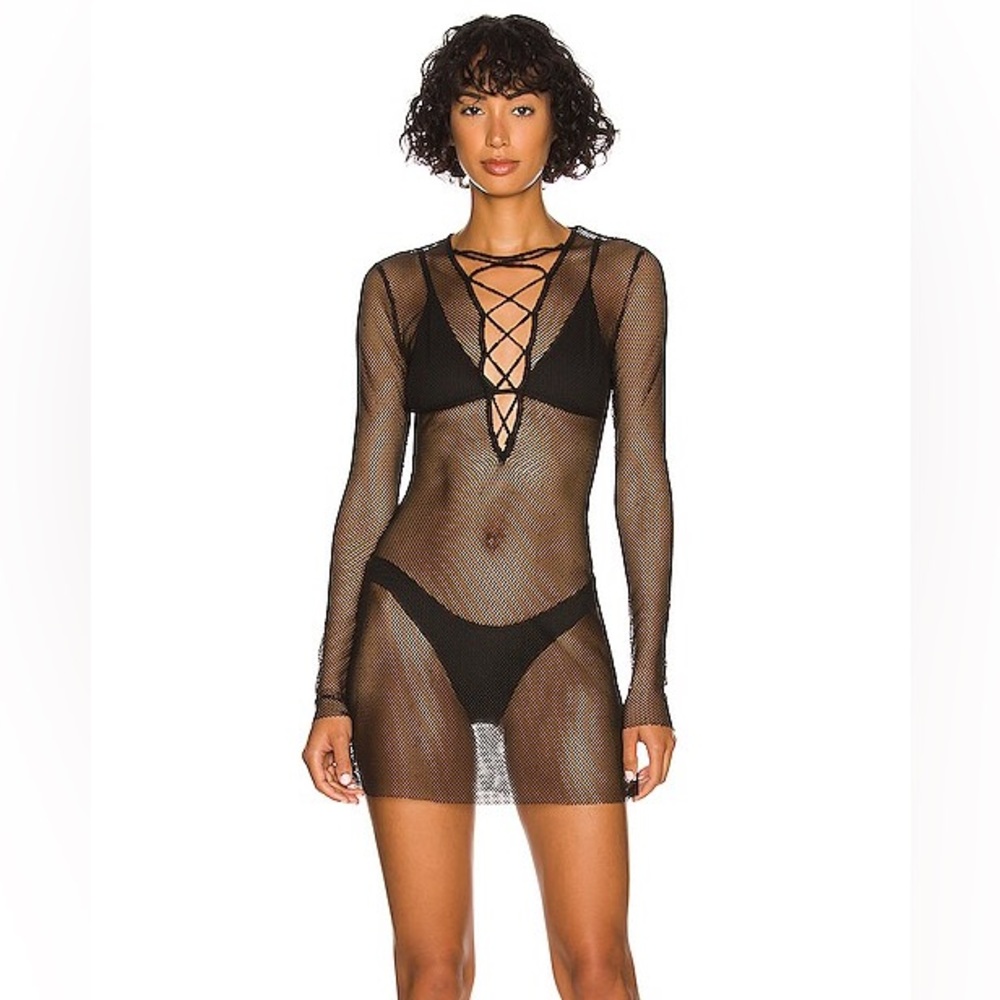 NWOT WeWoreWhat V Neck Lace Up Mini Dress in Black